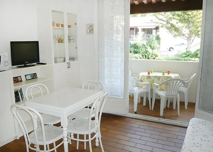 アパート Les Aigues Marines-12 By Interhome